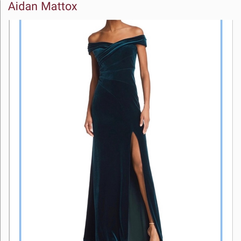 Aidan Mattox green velvet formal dress size 2